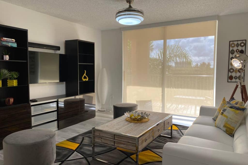 Apartmán Yacht Club At Aventura 2 Bed 2 Bath Luxurius Cozy Brand New 2020 Exteriér fotografie